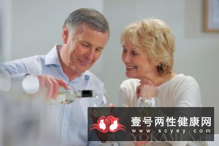 60岁后的老年人，若进行夫妻生活，得注意这3点