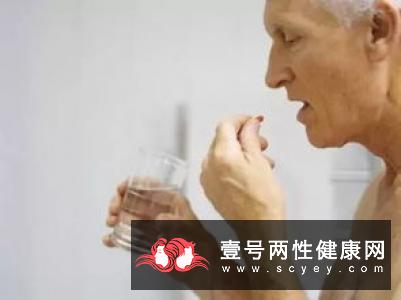 老人感冒不要滥用抗生素及重复用药